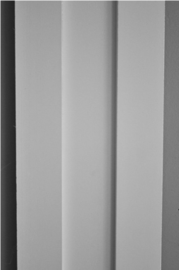 Habillage passage contemporain en staff a coller sur mur