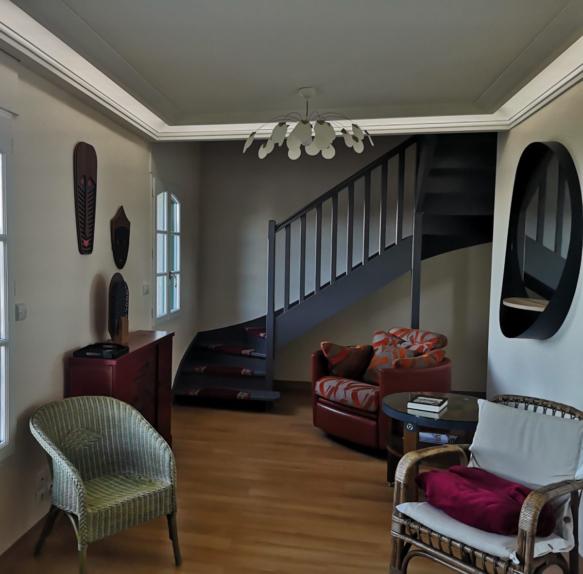 corcnihe eclaiarnte et classique optez pour la corniche D109 staff decor